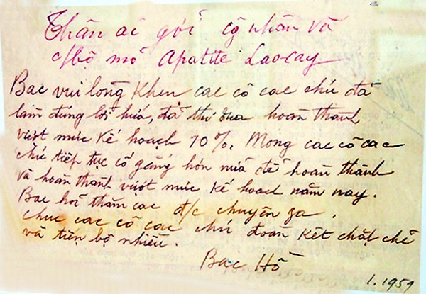 Bút tích của Bác trong bức thư gửi động viên tinh thần làm việc của các cán bộ công nhân mỏ Lào Cai năm 1959